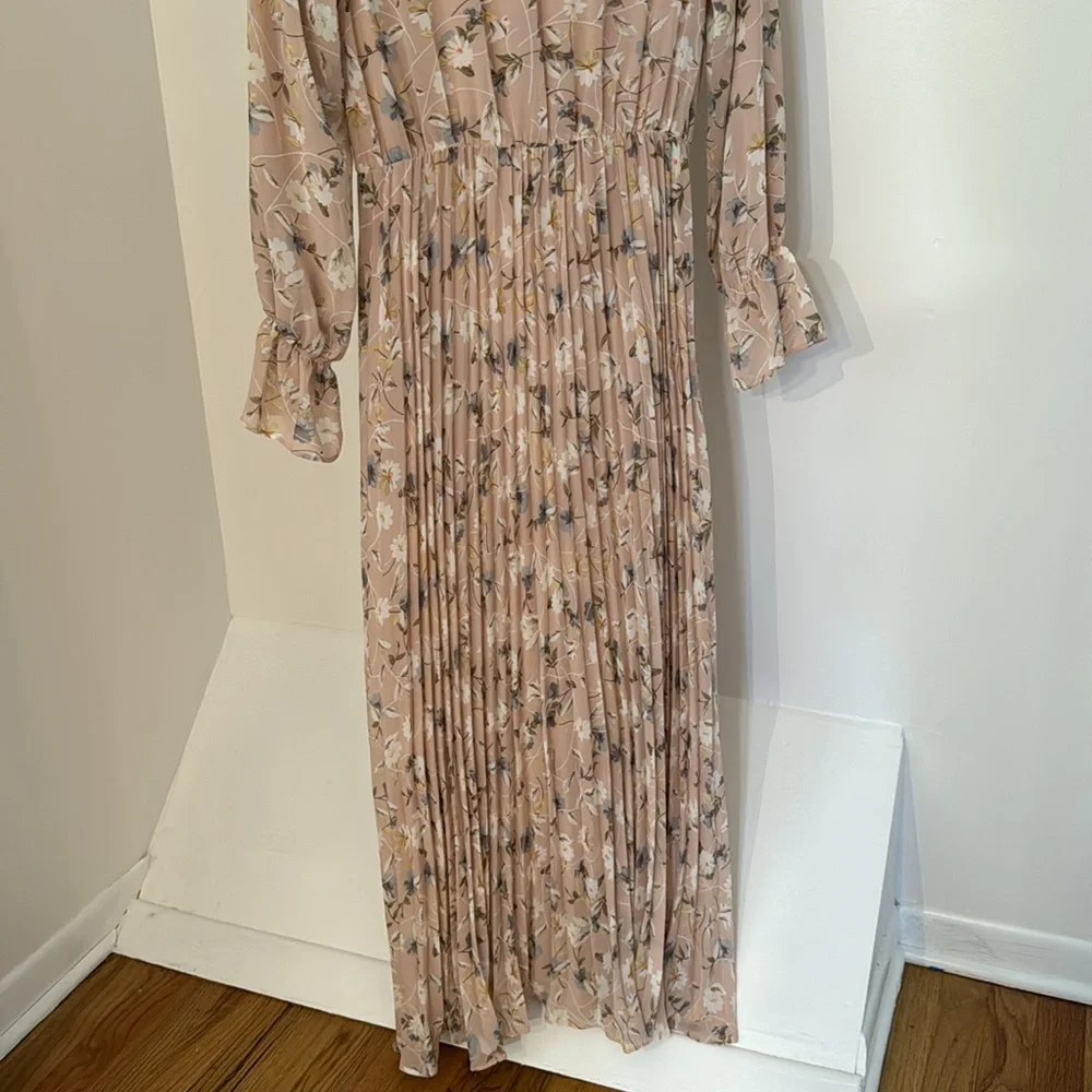 Veiled Collection Dress - Picture 3 of 8